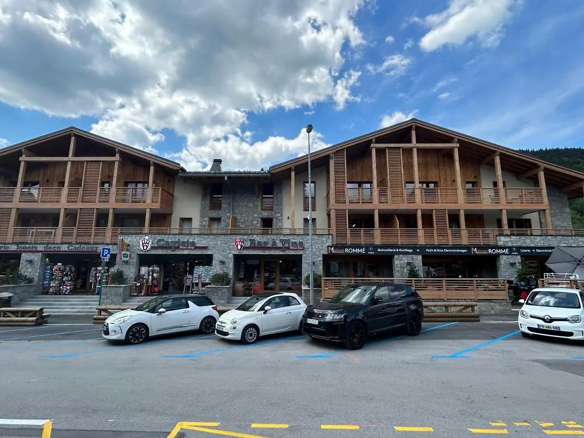 Les Gets - Appartement Prestige Avec Grande Terrasse, Proche Centre Et Pistes - Fr-1-623-342