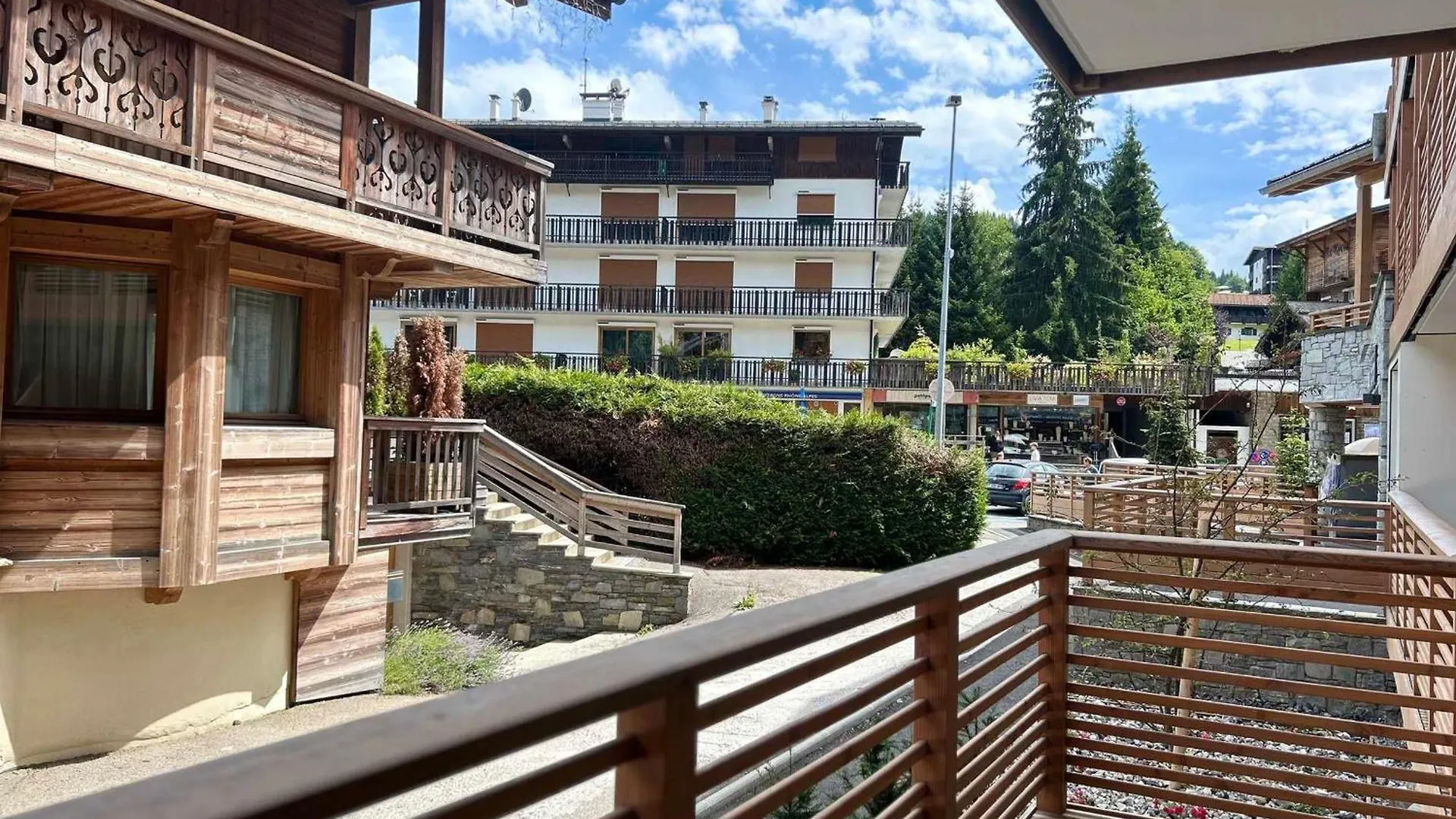 Apartment Les Gets - Appartement Prestige Avec Grande Terrasse, Proche Centre Et Pistes - Fr-1-623-342